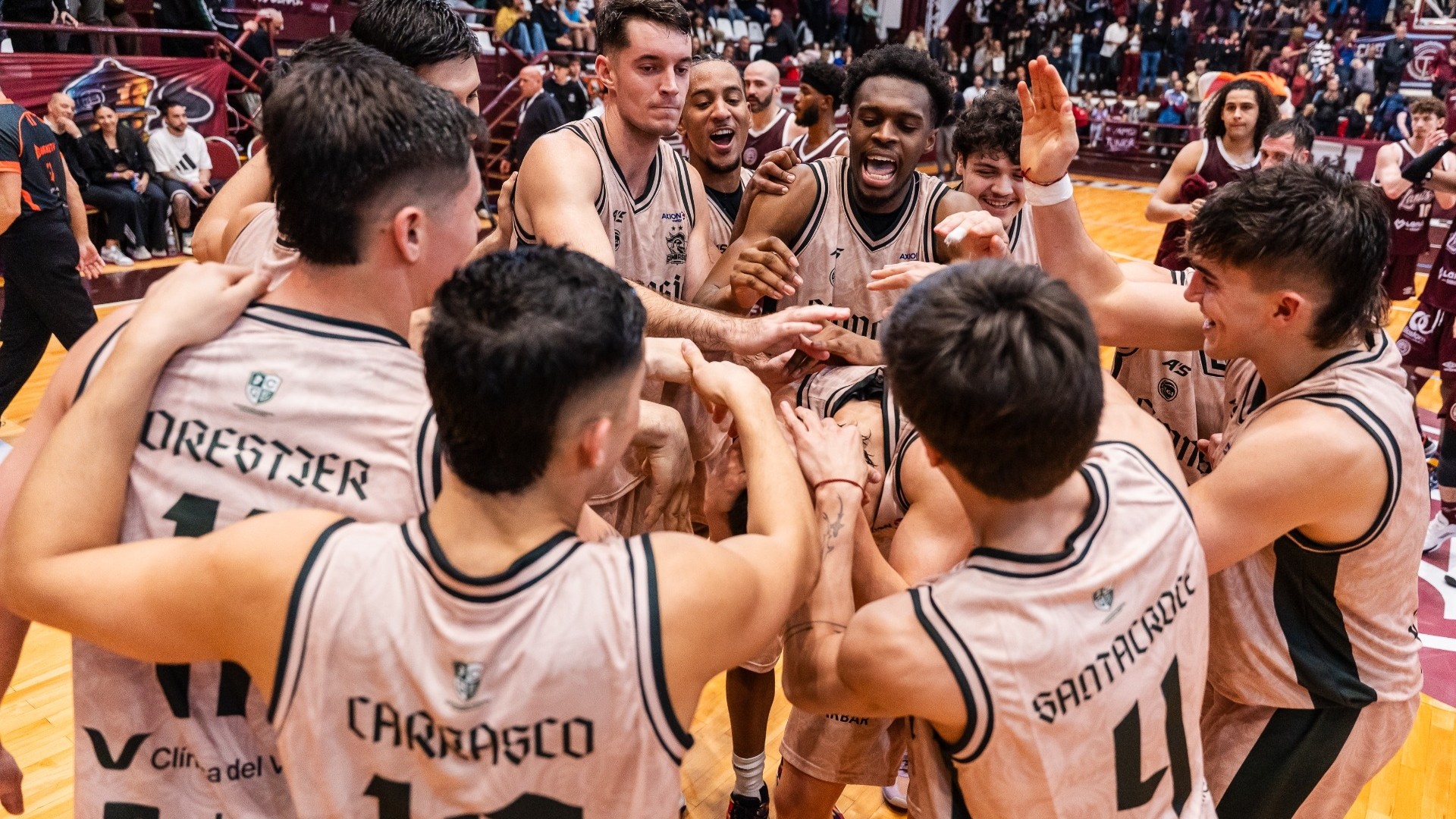 Gimnasia abrió con triunfo la defensa del título